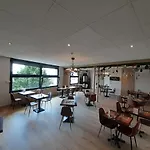 Hotel Logis La Bastide Des Oliviers