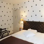 Hotel Logis La Bastide Des Oliviers 3*