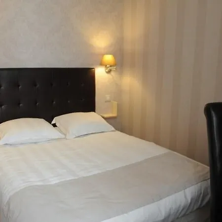 Hotell Logis La Bastide Des Oliviers 3*
