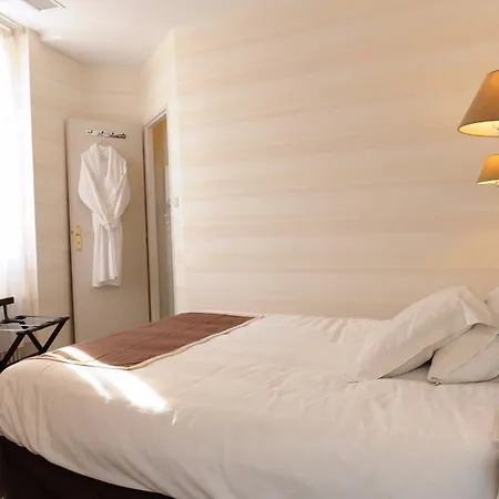 Logis La Bastide Des Oliviers 3*