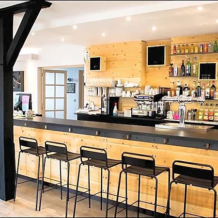 Hotel Logis La Bastide Des Oliviers 3*