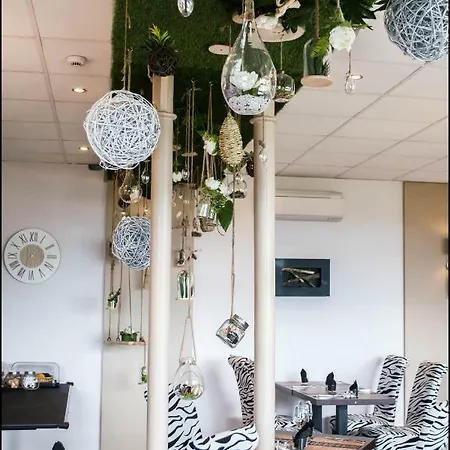 Logis La Bastide Des Oliviers Monflanquin