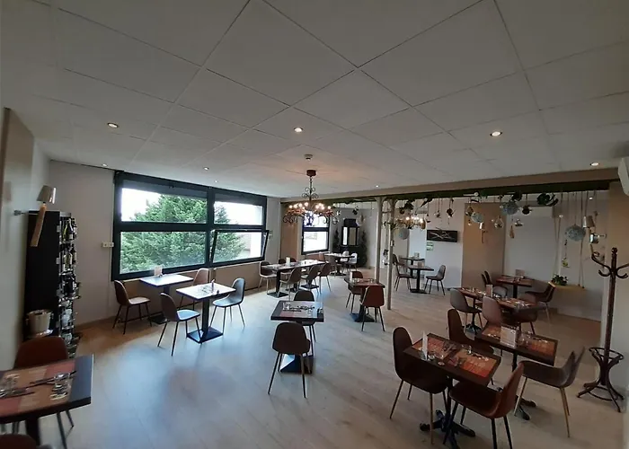 Hotel Logis La Bastide Des Oliviers