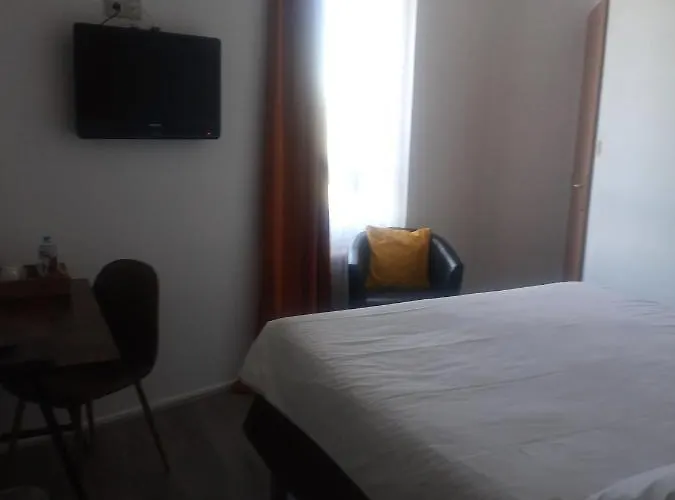 Logis La Bastide Des Oliviers Hotel Monflanquin