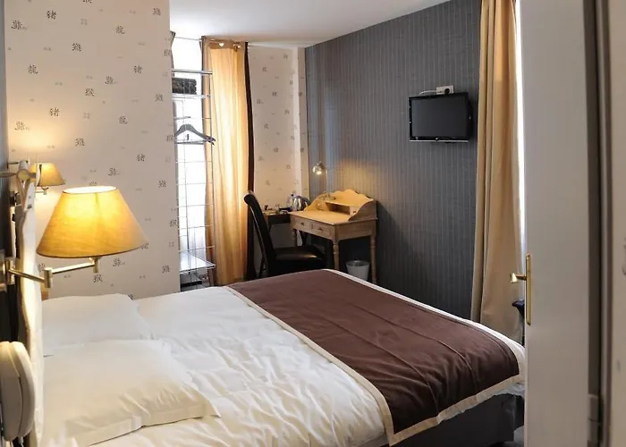 Logis La Bastide Des Oliviers 3*