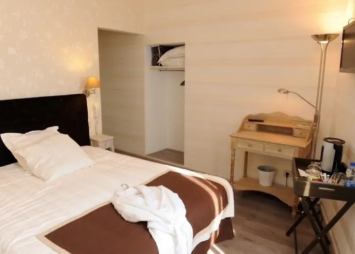 Logis La Bastide Des Oliviers Monflanquin