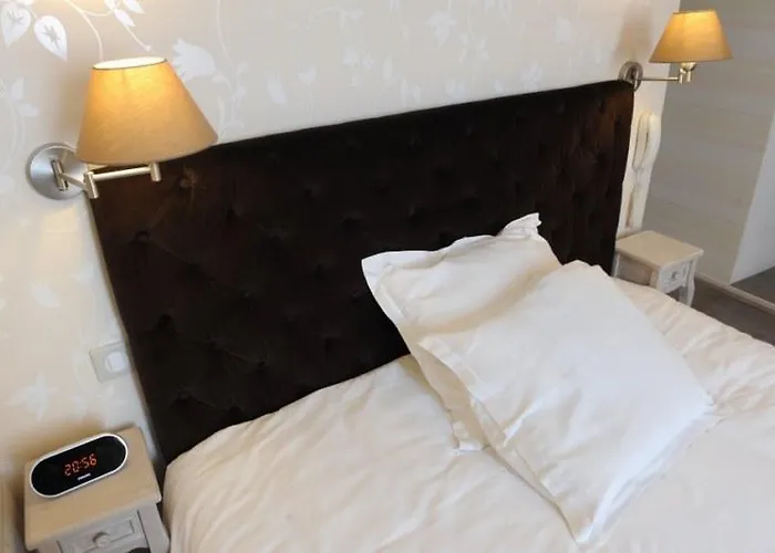 Logis La Bastide Des Oliviers 3*