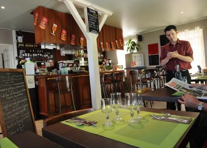 Logis La Bastide Des Oliviers 3*