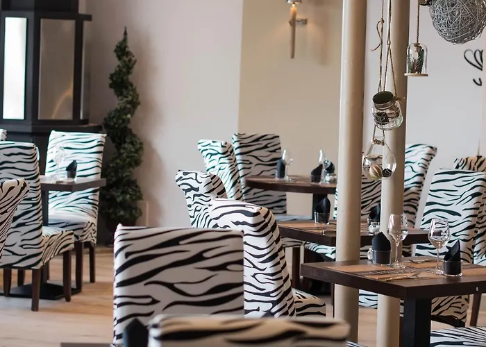 Logis La Bastide Des Oliviers Hotel 3*